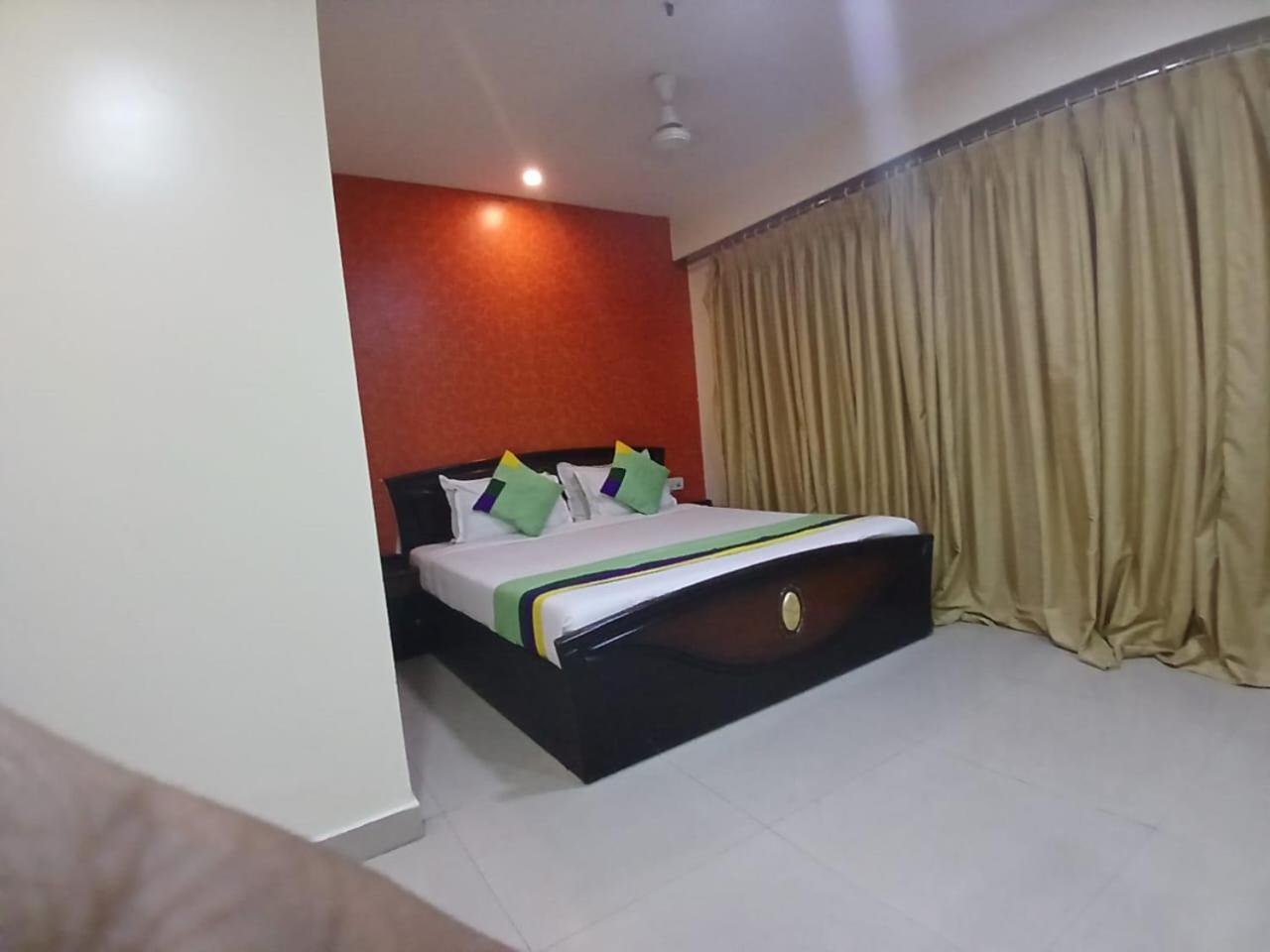 היידראבד Blossoms Room The Plaza-Luxury Collection- Lakdikapul מראה חיצוני תמונה