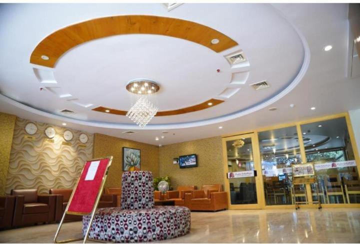 היידראבד Blossoms Room The Plaza-Luxury Collection- Lakdikapul מראה חיצוני תמונה